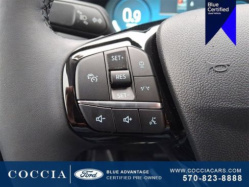 Certified 2023 Ford Escape Platinum w/ Class II Trailer Tow Package image 22