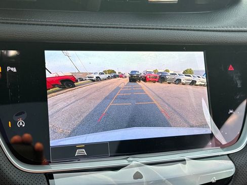 New 2025 Cadillac XT6 Luxury image 26