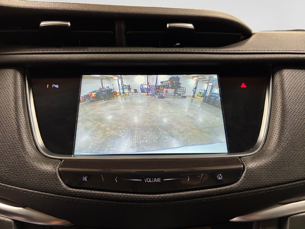 Used 2018 Cadillac XT5 Luxury w/ Driver Awareness Package FWD image 22