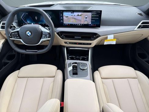 Used 2026 BMW 330i Sedan w/ Premium Package RWD image 15
