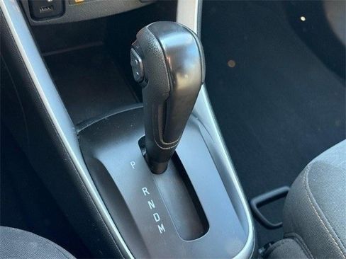 Used 2018 Chevrolet Trax LS image 18
