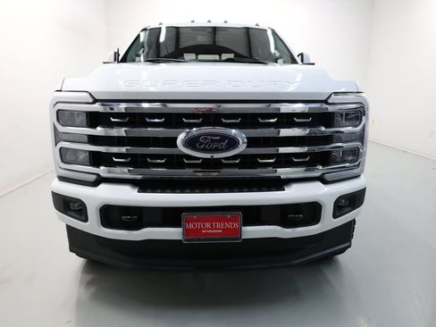 Used 2023 Ford F350 Lariat w/ FX4 Off-Road Package AWD/4WD image 64