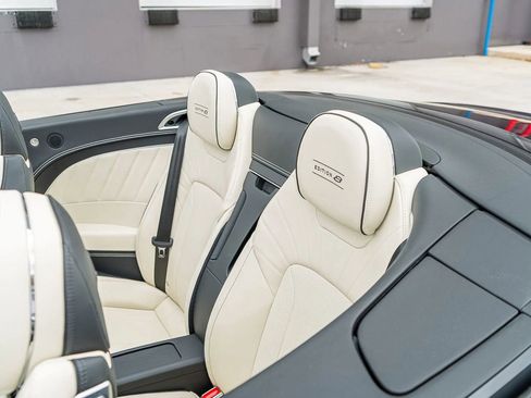 Used 2024 Bentley Continental GT V8 image 35