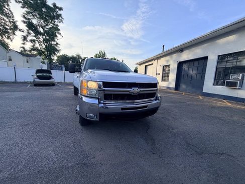 Used 2007 Chevrolet Silverado 3500 LT AWD/4WD image 18