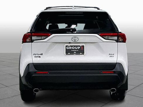 Used 2023 Toyota RAV4 XLE image 4