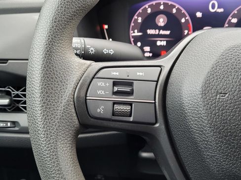 Certified 2024 Honda Accord EX image 18