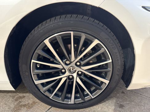 Used 2022 Lexus ES 350 w/ Premium Package FWD image 13