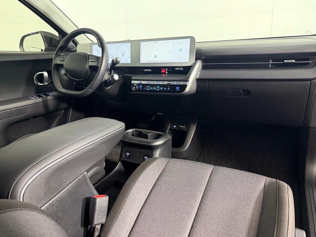 Used 2024 Hyundai Ioniq 5 SE RWD image 17