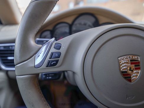 Used 2012 Porsche Panamera image 25