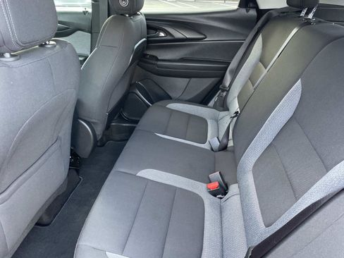 Used 2025 Chevrolet TrailBlazer LT image 23