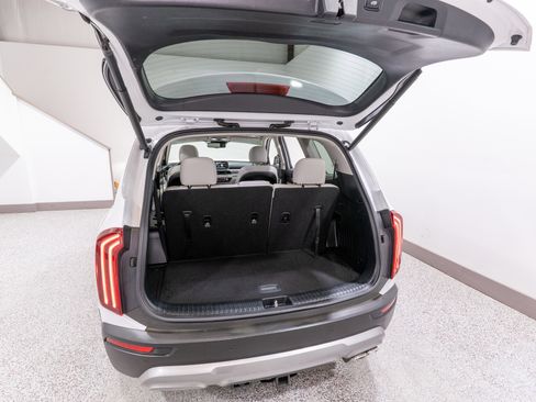 Used 2021 Kia Telluride EX w/ EX Premium Package image 35