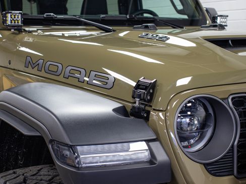 Used 2026 Jeep Wrangler Unlimited Rubicon 392 w/ Quick Order Package 27X Moab AWD/4WD image 13