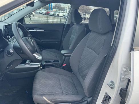 Used 2021 Kia Seltos LX image 3