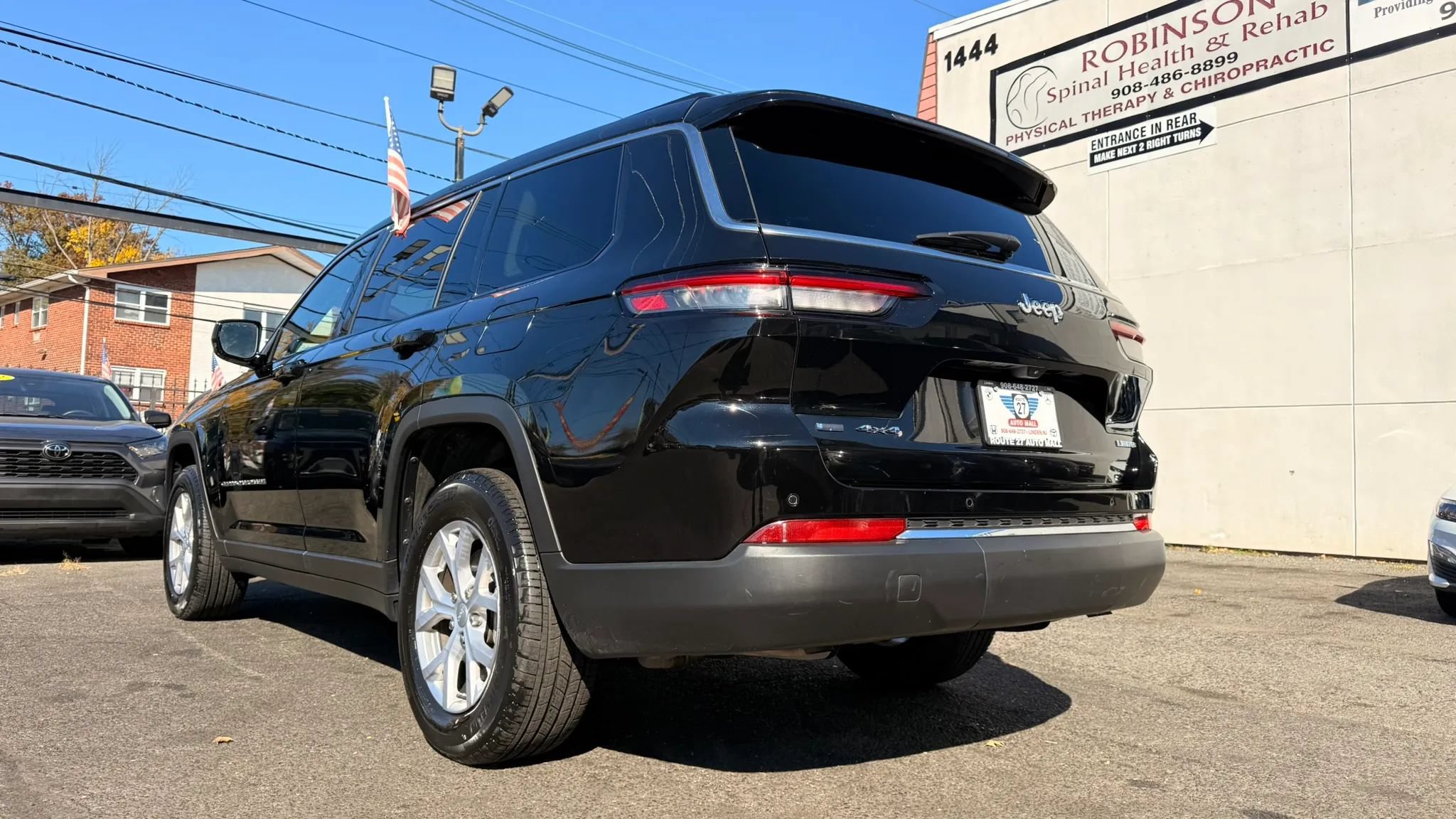 Used 2021 Jeep Grand Cherokee L Limited AWD/4WD image 8