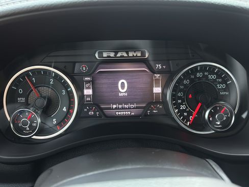 Used 2022 RAM 2500 Laramie AWD/4WD image 13