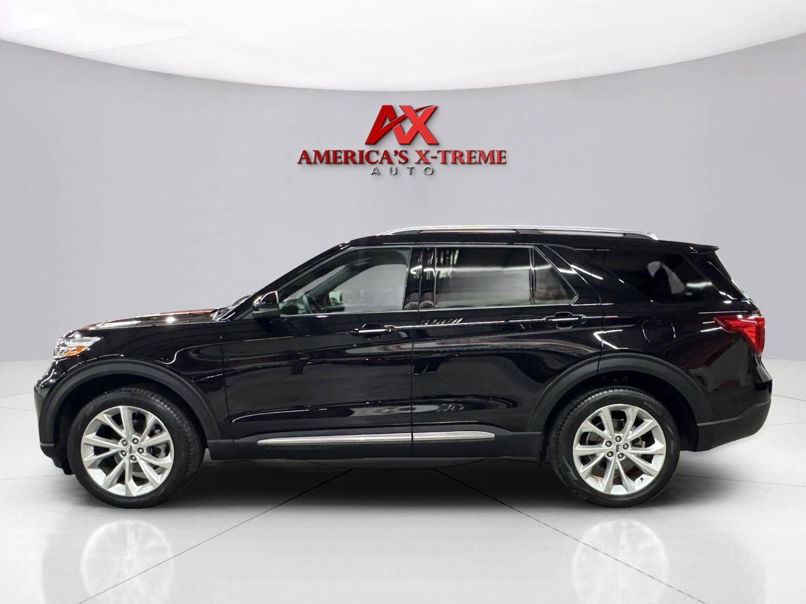 Used 2024 Ford Explorer Platinum w/ Technology Package AWD/4WD image 4