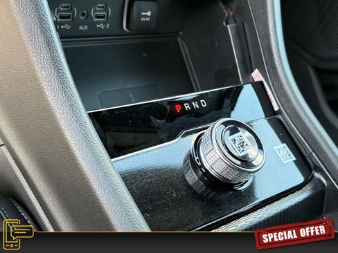 New 2025 Jeep Grand Cherokee Laredo X w/ Luxury Tech Group I image 16