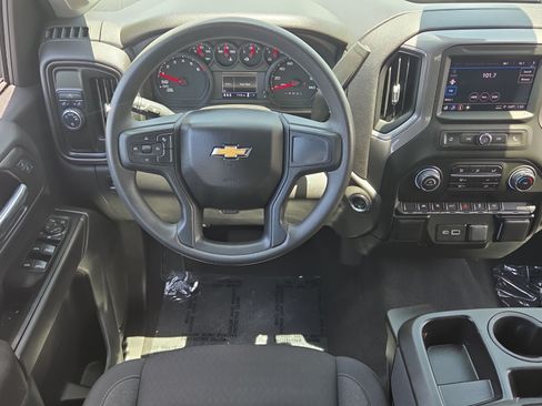 Used 2025 Chevrolet Silverado 1500 Custom w/ Turbomax Blackout Package RWD image 12