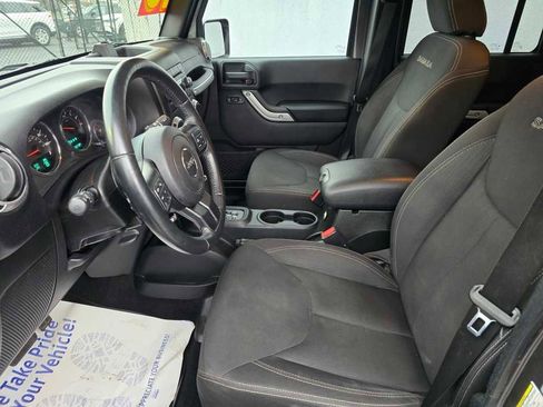 Used 2016 Jeep Wrangler Unlimited Sahara w/ Connectivity Group image 14