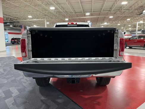 Used 2017 RAM 3500 Laramie image 14