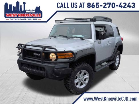 Used 2007 Toyota FJ Cruiser image 1