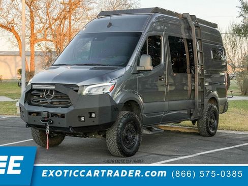 Used 2022 Mercedes-Benz Sprinter 2500 image 1