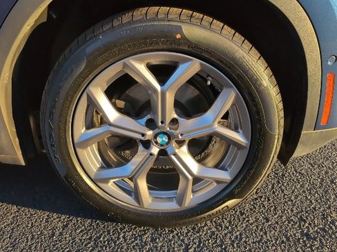 Certified 2023 BMW X3 xDrive30i w/ Convenience Package image 8