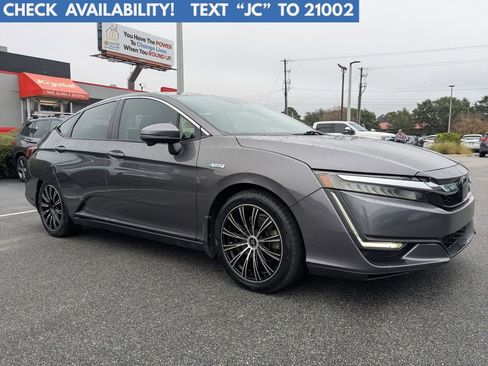 Used 2018 Honda Clarity Touring image 1
