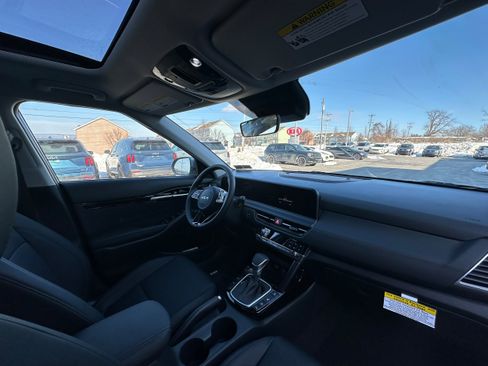 New 2026 Kia Seltos EX image 23