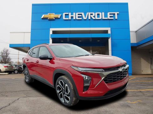 New 2026 Chevrolet Trax RS w/ Driver Confidence Package image 1