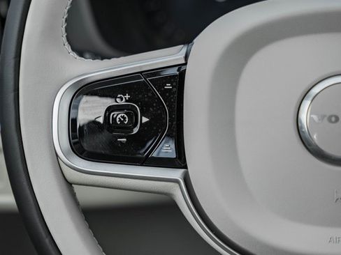 New 2026 Volvo XC60 B5 Ultra w/ Protection Package Premier image 29