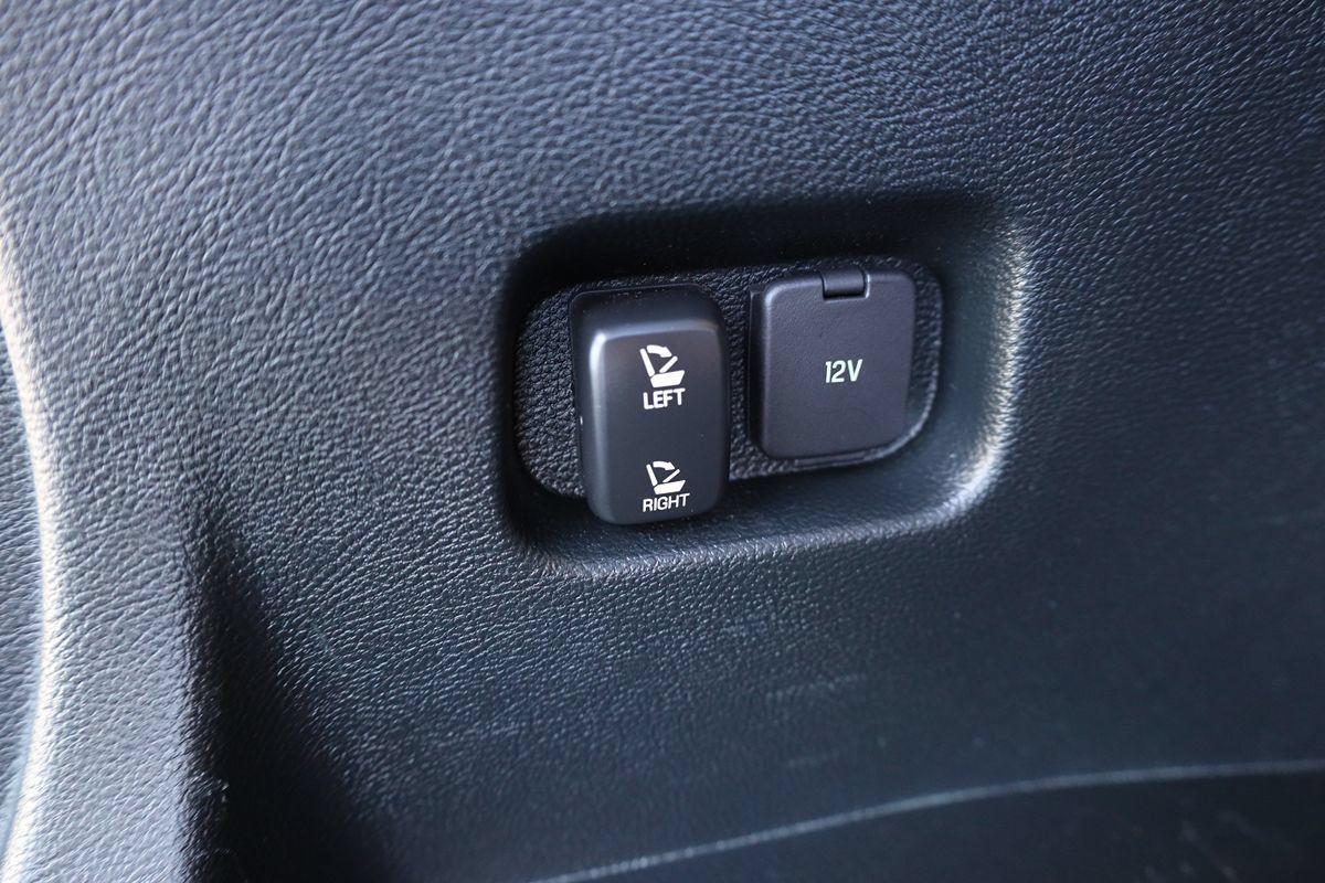 Used 2020 Ford Edge SEL w/ Convenience Package FWD image 14