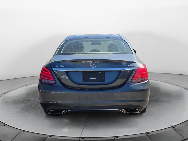 Used 2015 Mercedes-Benz C 300 4MATIC Sedan image 4