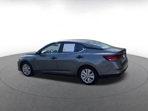 Used 2025 Nissan Sentra S image 10