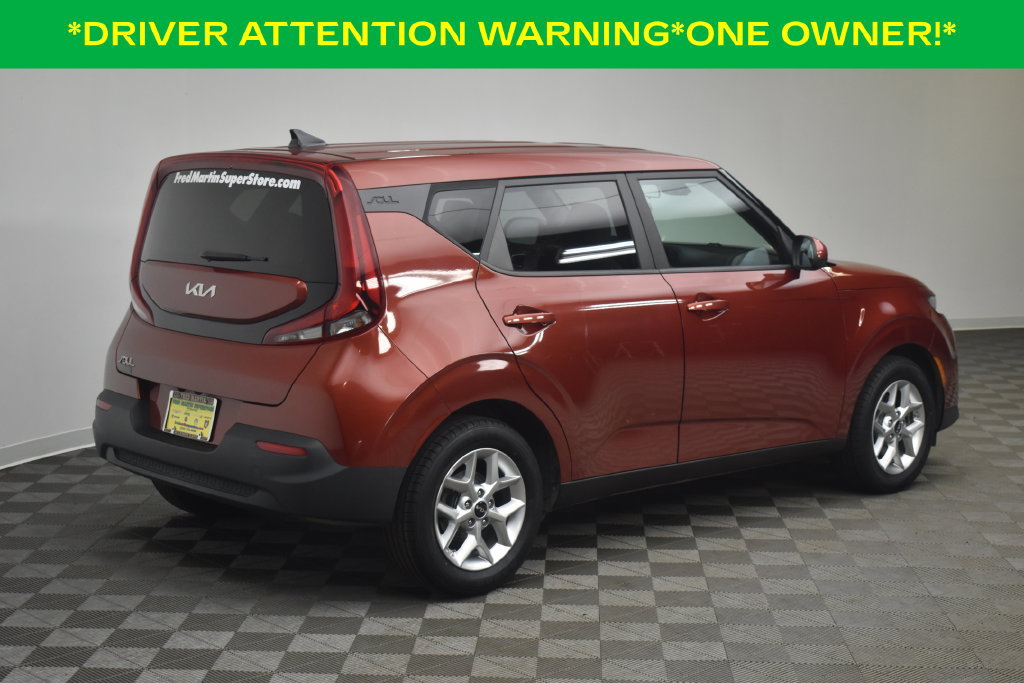 Used 2022 Kia Soul LX w/ Technology Package FWD image 5