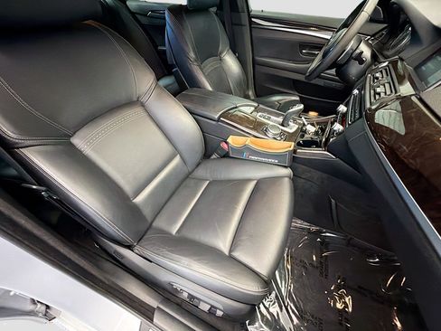Used 2015 BMW 550i Sedan RWD image 14