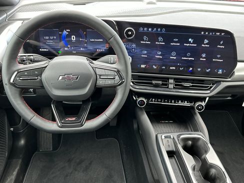 New 2026 Chevrolet Equinox EV RS image 16