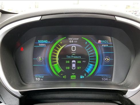 Used 2018 Chevrolet Volt LT image 23