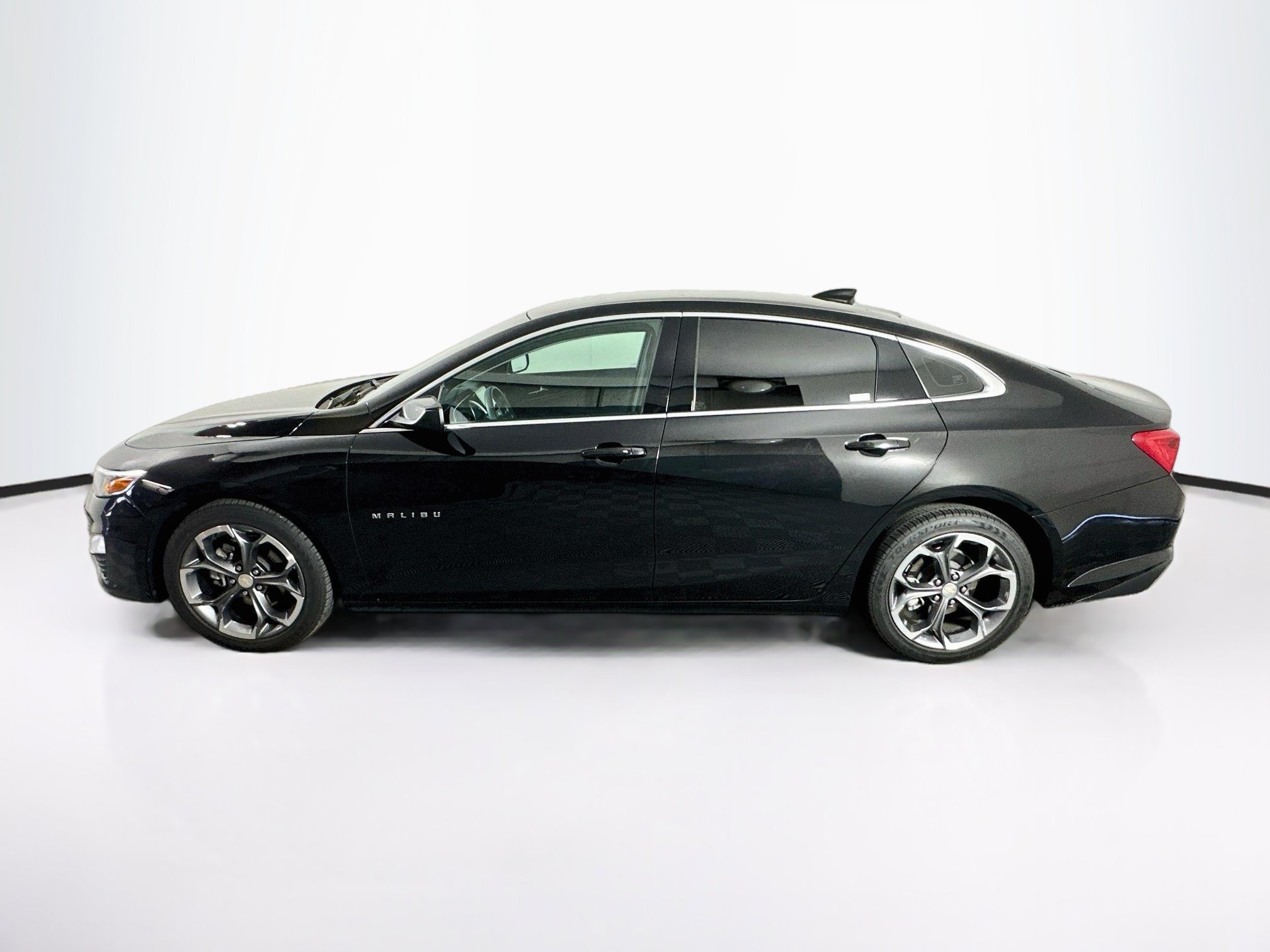 Used 2024 Chevrolet Malibu LT FWD image 4