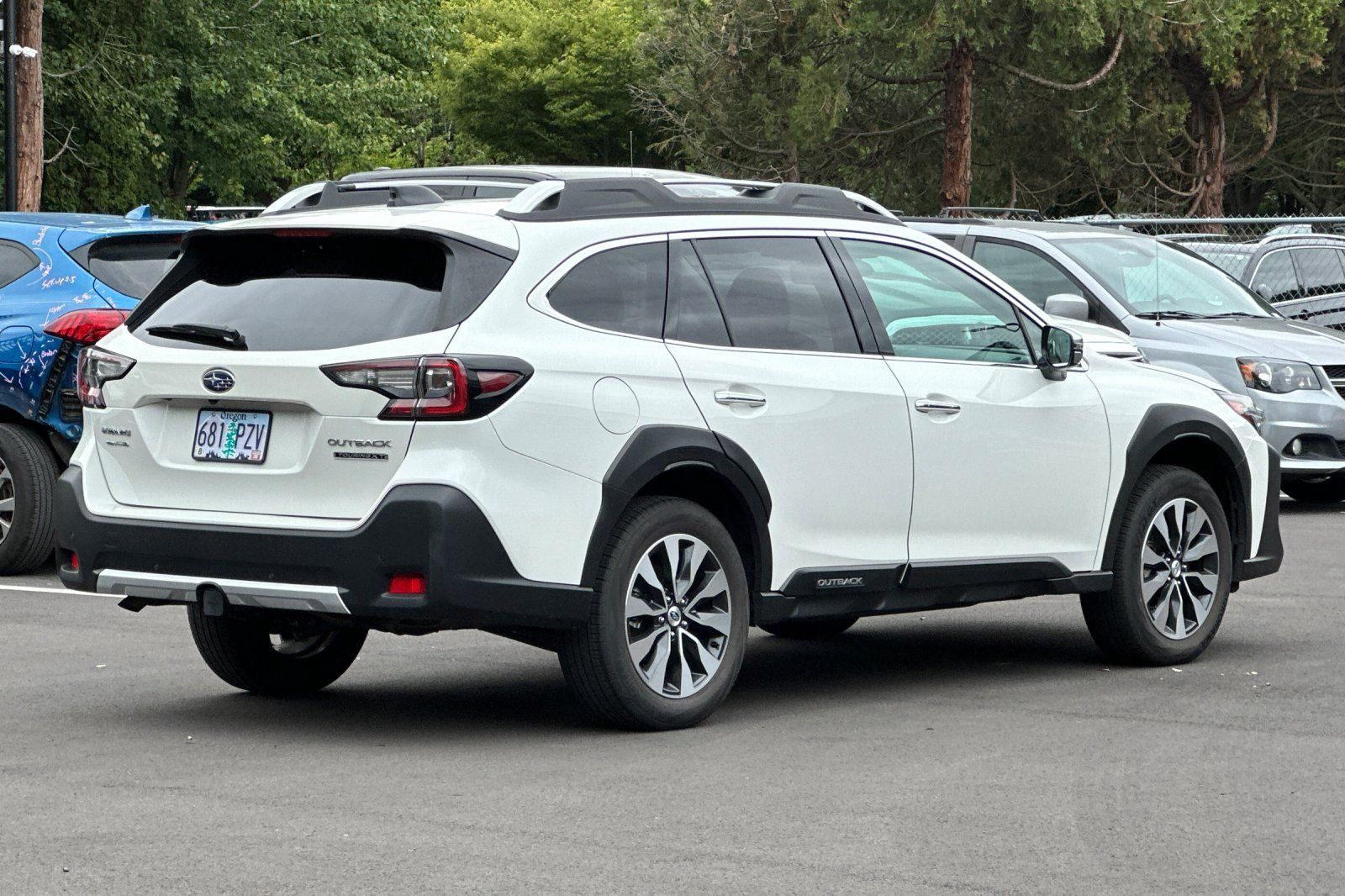 Used 2025 Subaru Outback Touring XT AWD/4WD image 4