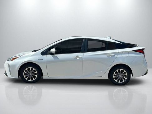 Used 2022 Toyota Prius Limited w/ Premium Convenience Package FWD image 8