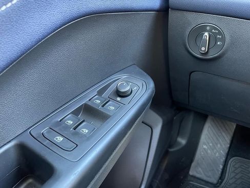 New 2026 Volkswagen Taos SEL AWD/4WD image 13