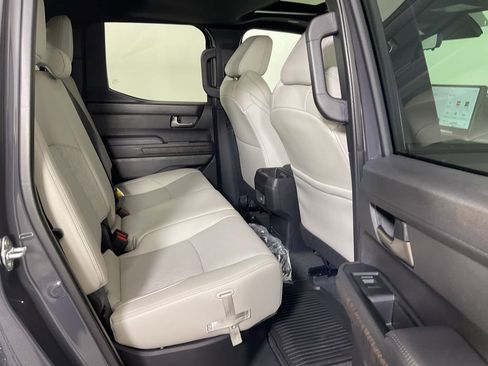 Used 2025 Toyota Tacoma Limited image 24