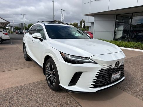 Used 2025 Lexus RX 350 w/ Convenience Package AWD/4WD image 2