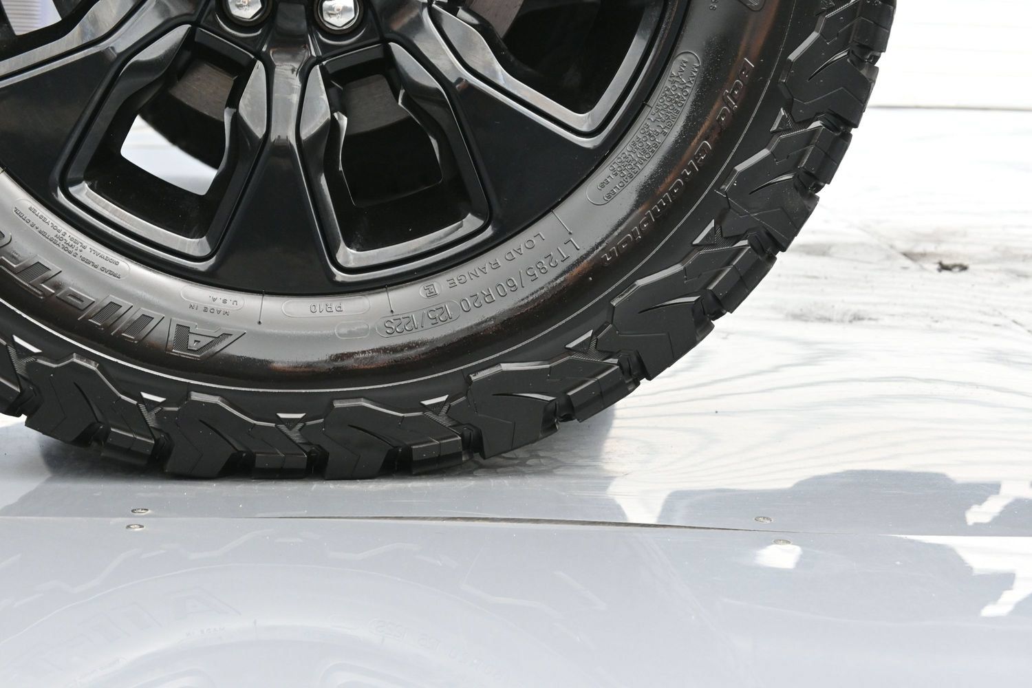 Used 2024 RAM 2500 Limited AWD/4WD image 45