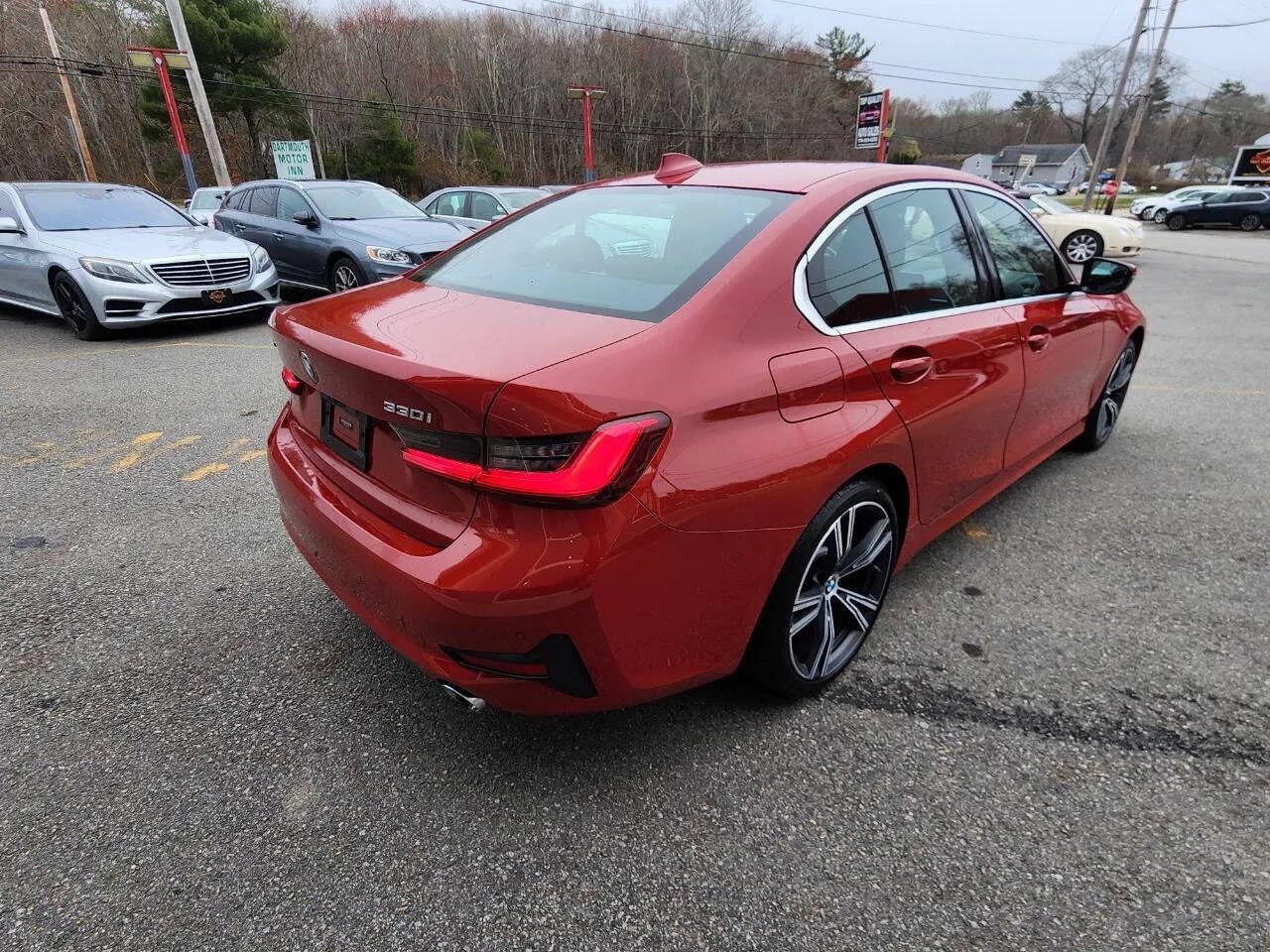 Used 2021 BMW 330i xDrive Sedan w/ Convenience Package AWD/4WD image 5