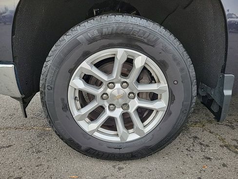 Used 2022 Chevrolet Silverado 1500 LT image 8