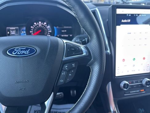 Used 2024 Ford Edge ST image 20