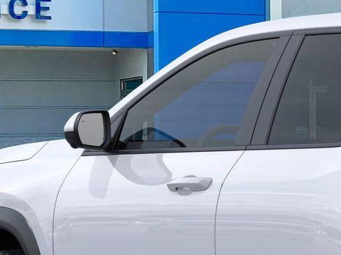 New 2026 Chevrolet Equinox LT image 12