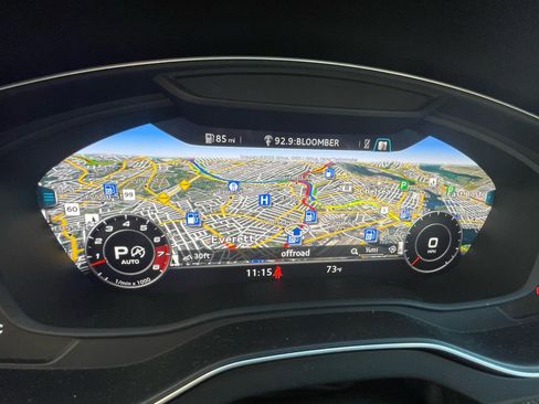 Used 2018 Audi SQ5 Premium Plus w/ S Sport Package image 15